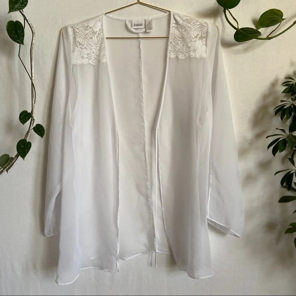 VINTAGE • Frederick’s of Hollywood 2010s white Sheer Lace Robe Cottagecore L - Picture 1 of 7